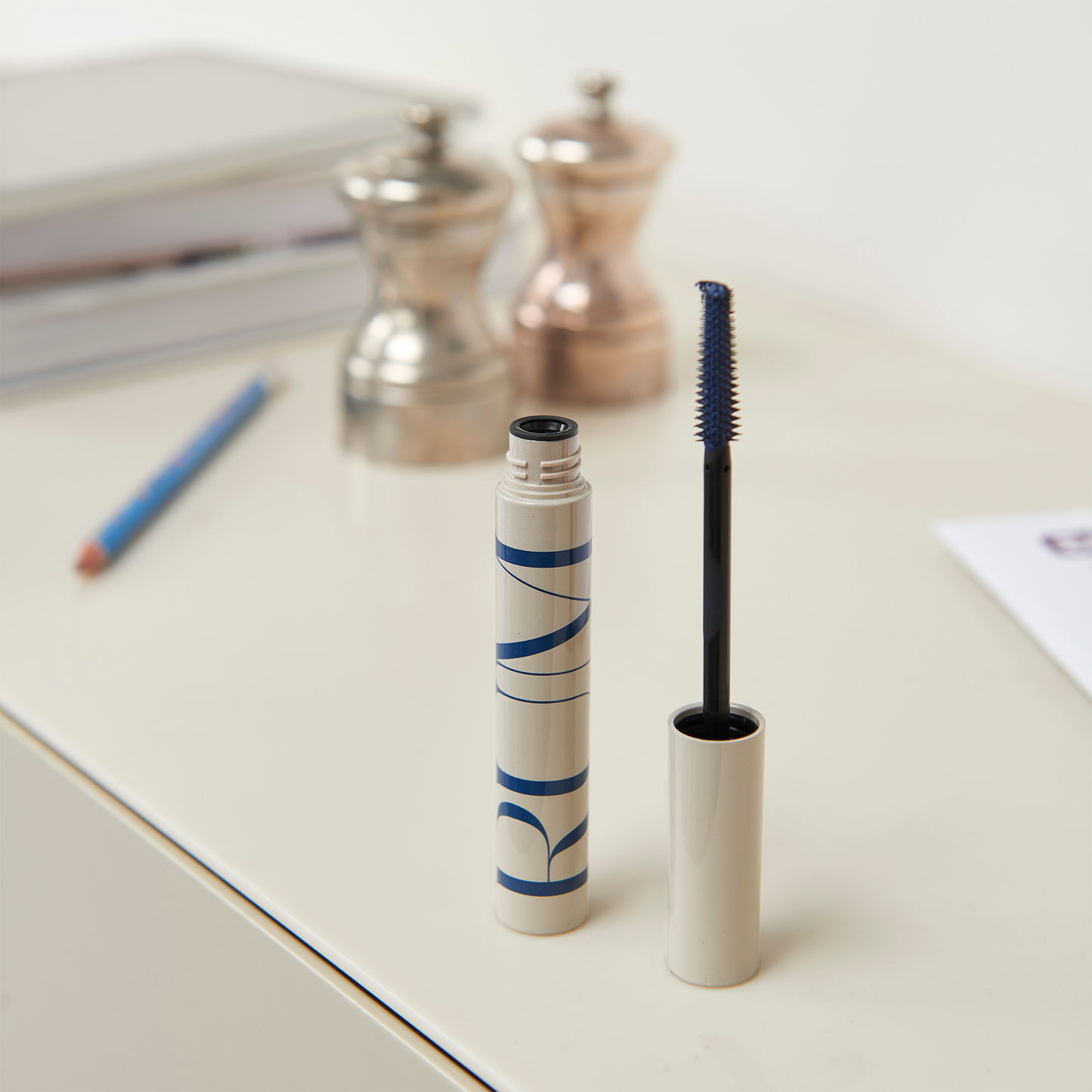 RUM WRAP PARTY Tubing Mascara