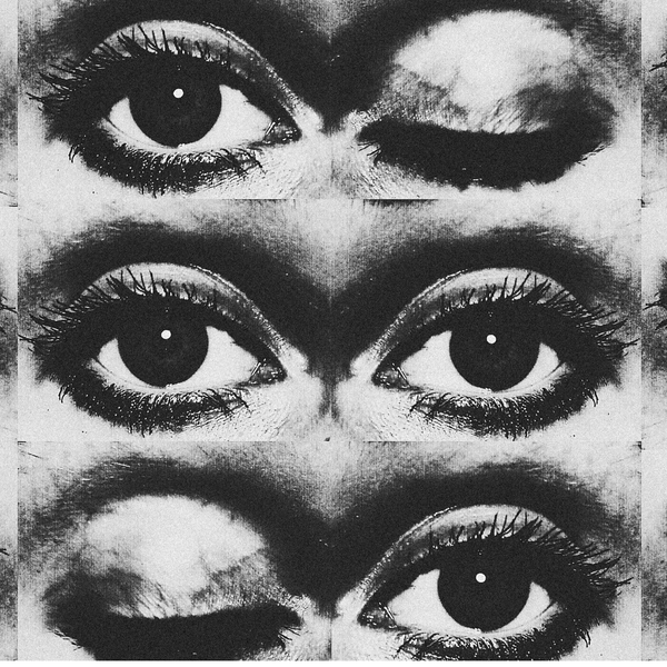 How to Do a Fast, Easy Smoky Eye