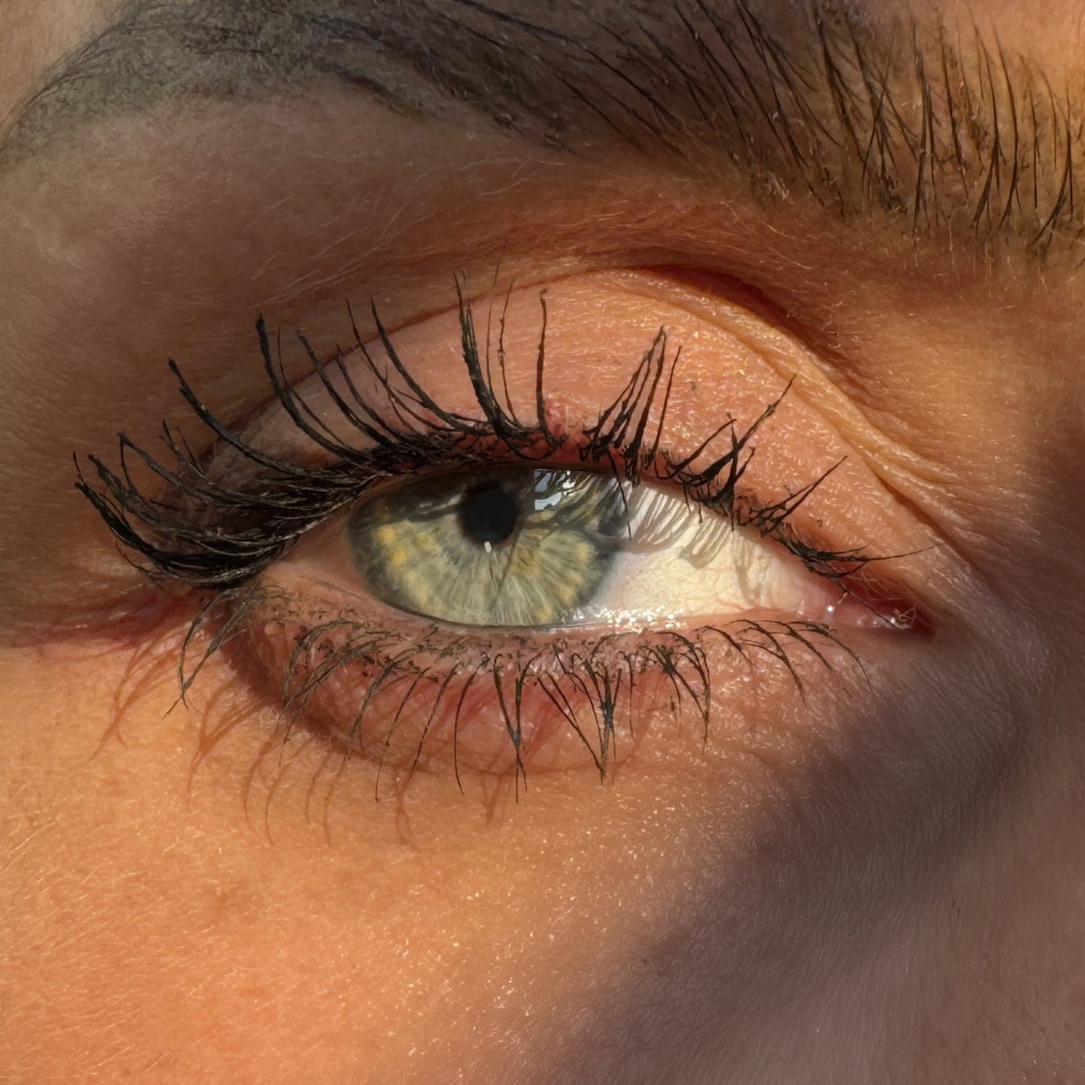 TAXI (BLACKEST BLACK) Wrap Party Tubing Mascara